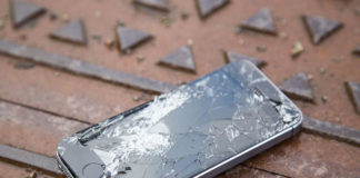 smashed-iphone