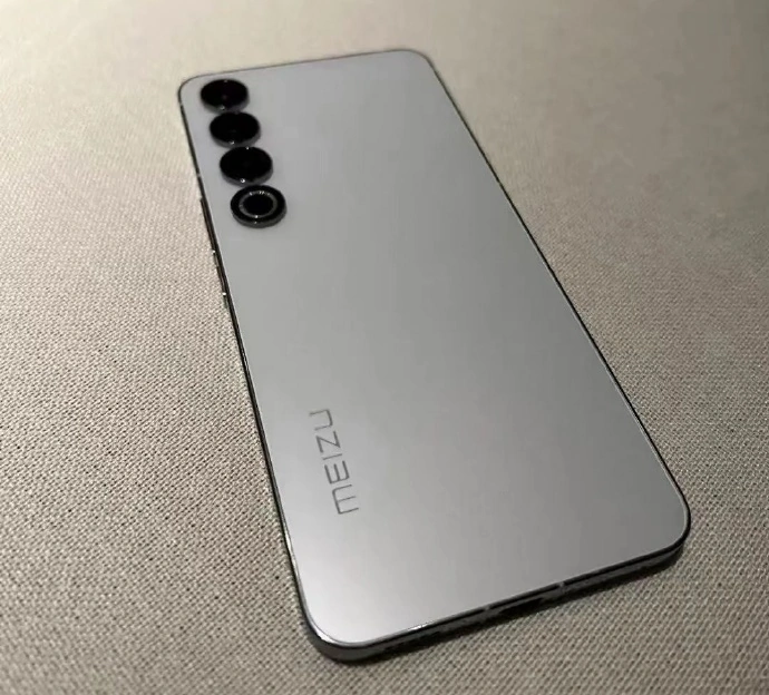 Meizu 20 Pro leaked live image